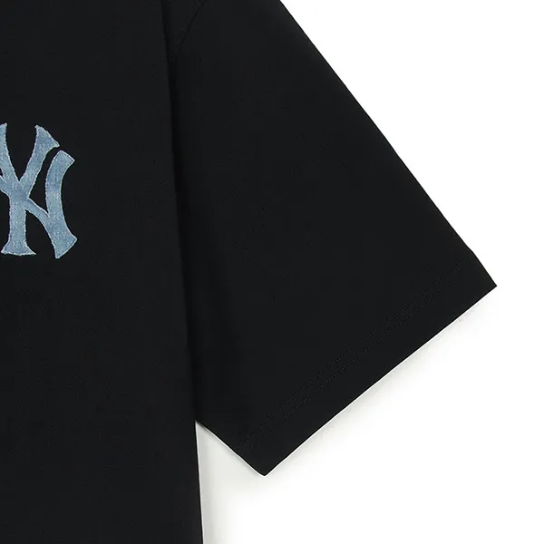 Áo Phông MLB Denimlike Monogram Big Lux Over Fit Tshirt New York Yankees 3ATSM0953-50BKS Màu Đen