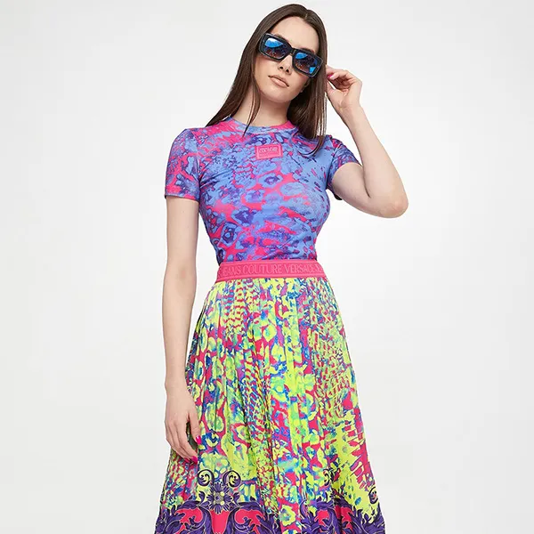 Áo Thun Nữ Versace Jeans Couture T-Shirt 76HAH608 JS285 261 Màu Hồng Xanh Size M