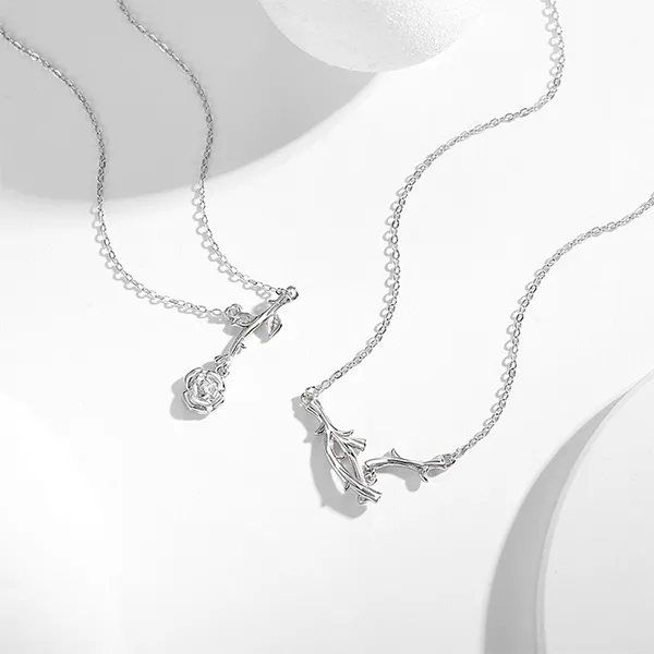 Dây Chuyền Đôi Lili Jewelry Bông Hồng Tình Yêu Rose LILI_123146 Màu Bạc