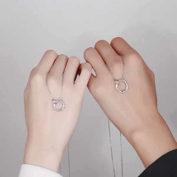 Dây Chuyền Đôi Lili Jewelry Cành Hồng Tình Yêu Saylor LILI_131594 Màu Trắng