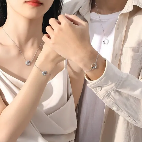 Dây Chuyền Đôi Lili Jewelry Đính Đá CZ Cá Voi Và Biển Lance LILI_099575 Màu Trắng