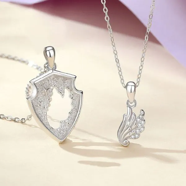 Dây Chuyền Đôi Lili Jewelry Đính Đá CZ Hiệp Sĩ Và Thiên Thần Orion LILI_106245 Màu Trắng