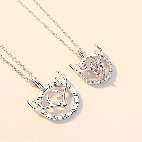 Dây Chuyền Đôi Lili Jewelry Đính Đá CZ Hình Gạc Hươu Tình Yêu Vĩnh Cửu LILI_873519 Màu Trắng
