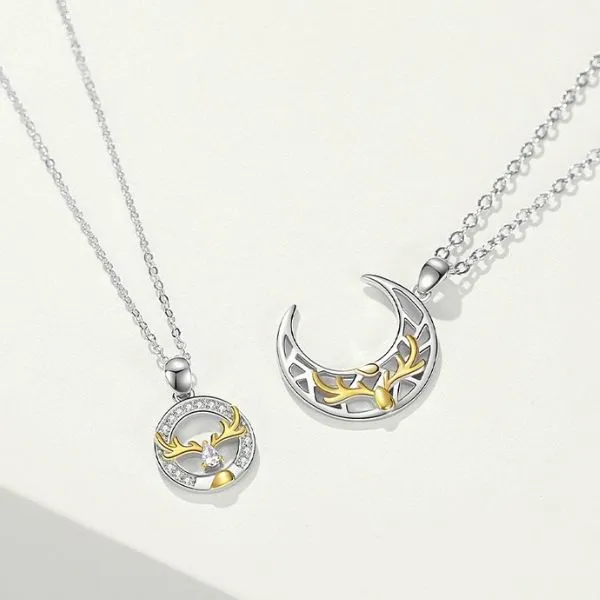 Dây Chuyền Đôi Lili Jewelry Đính Đá CZ Hình Gạc Nai Alvaro LILI_099584 Màu Trắng