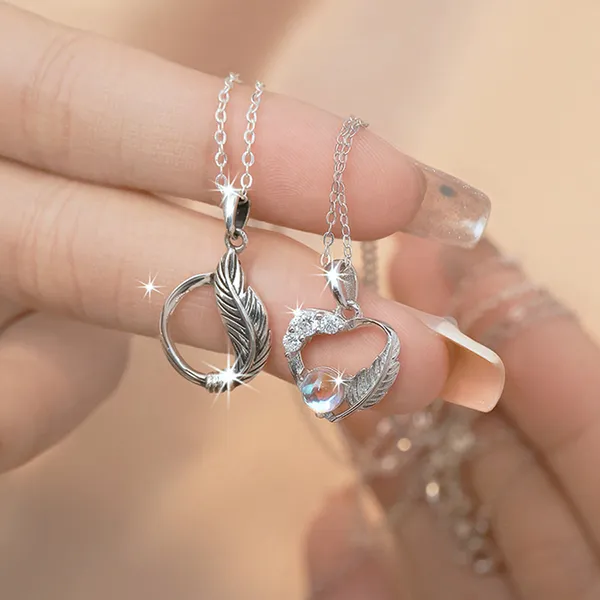 Dây Chuyền Đôi Lili Jewelry Đính Đá CZ Hình Lông Vũ Riley LILI_106126 Màu Bạc