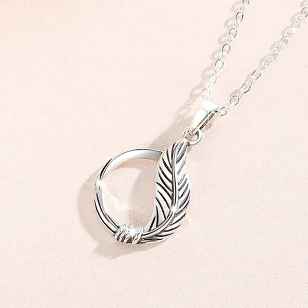 Dây Chuyền Đôi Lili Jewelry Đính Đá CZ Hình Lông Vũ Riley LILI_106126 Màu Bạc