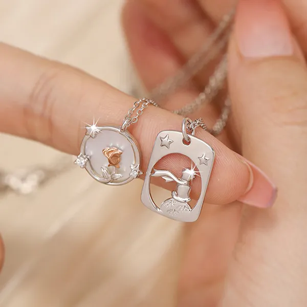 Dây Chuyền Đôi Lili Jewelry Đính Đá CZ Hoàng Tử Và Cành Hồng Kash LILI_106140 Màu Bạc - Trang sức - Vua Hàng Hiệu