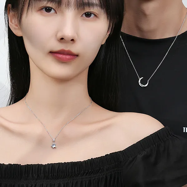 Dây Chuyền Đôi Lili Jewelry Đính Đá CZ Trăng Và Sao Esther LILI_126143 Màu Bạc