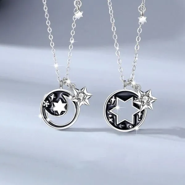 Dây Chuyền Đôi Lili Jewelry Đính Đá CZ Trăng Và Sao Nash LILI_106158 Màu Bạc - Đen