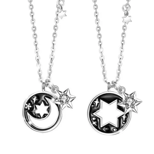 Dây Chuyền Đôi Lili Jewelry Đính Đá CZ Trăng Và Sao Nash LILI_106158 Màu Bạc - Đen