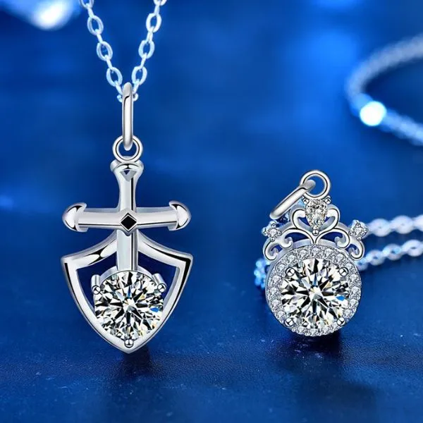 Dây Chuyền Đôi Lili Jewelry Đính Kim Cương Moissanite Hoàng Tử Và Công Chúa LILI_055045 Màu Trắng