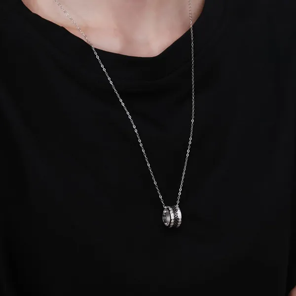 Dây Chuyền Nam Lili Jewelry Đính Đá CZ Hình Chiếc Nhẫn Alexis LILI_078869 Màu Bạc Đen