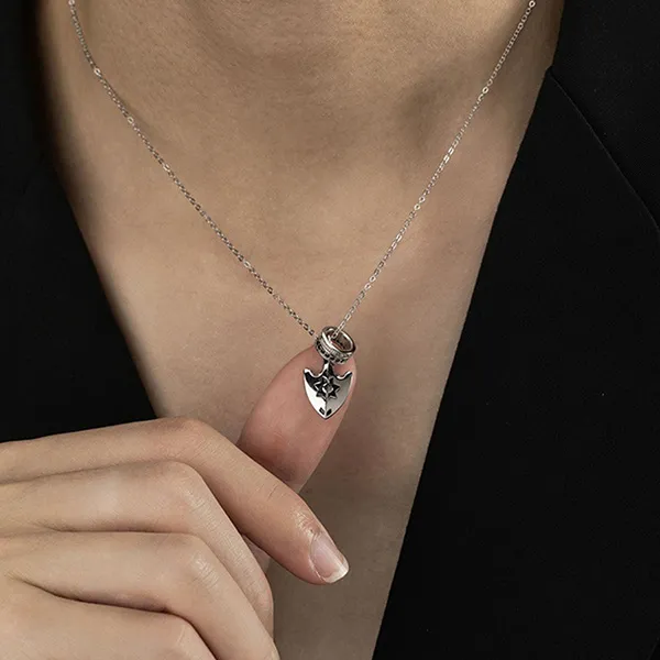 Dây Chuyền Nam Lili Jewelry Đính Đá CZ Hình Mỏ Neo Izael LILI_131647 Màu Bạc