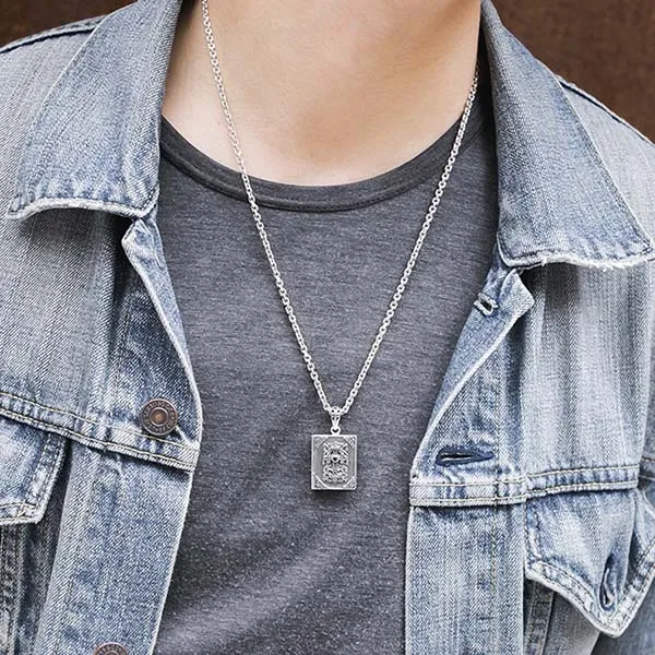Dây Chuyền Nam Lili Jewelry Hình Quyển Kinh Thánh LILI_073604 Màu Bạc