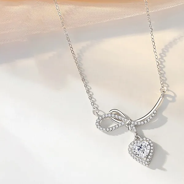 Dây Chuyền Nữ Lili Jewelry Bạc Đính Đá CZ Chiếc Nơ Tình Yêu Cecilia LILI_159657 Màu Bạc Trắng