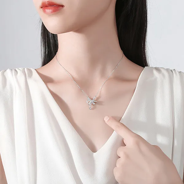 Dây Chuyền Nữ Lili Jewelry Bạc Đính Đá CZ Chiếc Nơ Xinh Monica LILI_074199 Màu Bạc Trắng