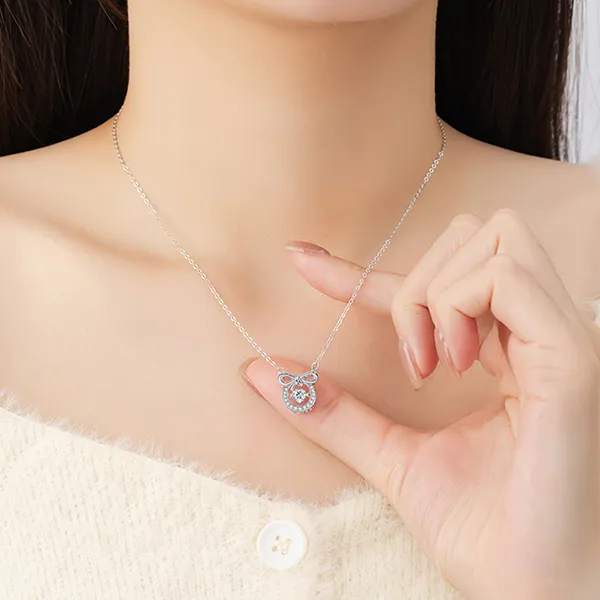 Dây Chuyền Nữ Lili Jewelry Bạc Đính Đá CZ Chiếc Nơ Xinh Xắn Jade LILI_125690 Màu Bạc
