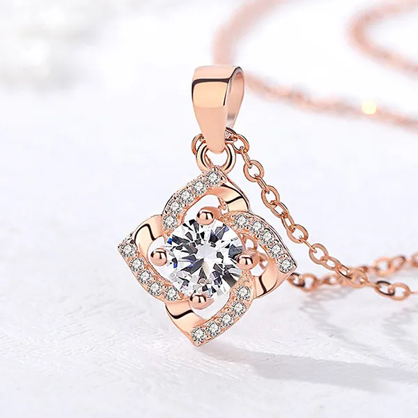 Dây Chuyền Nữ Lili Jewelry Bạc Đính Đá CZ Cỏ 4 Lá Cách Điệu Bria LILI_105685 Màu Vàng Hồng