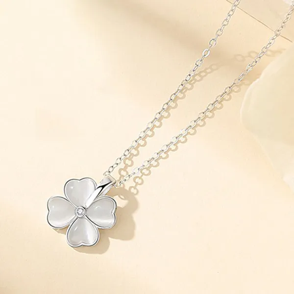 Dây Chuyền Nữ Lili Jewelry Bạc Đính Đá CZ Cỏ 4 Lá Sienna LILI_159678 Màu Bạc Trắng