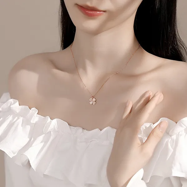 Dây Chuyền Nữ Lili Jewelry Bạc Đính Đá CZ Cỏ 4 Lá Sienna LILI_159678 Màu Vàng Hồng