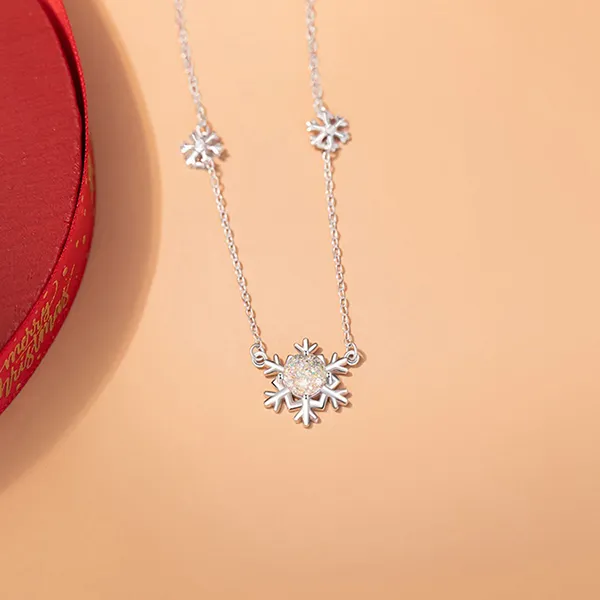 Dây Chuyền Nữ Lili Jewelry Bạc Đính Đá CZ Hình Bông Tuyết Juniper LILI_159541 Màu Bạc