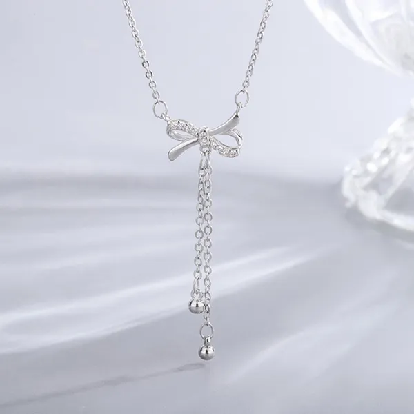 Dây Chuyền Nữ Lili Jewelry Bạc Đính Đá CZ Hình Chiếc Nơ Xinh Xắn LILI_613641 Màu Bạc