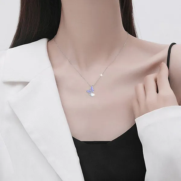 Dây Chuyền Nữ Lili Jewelry Bạc Đính Đá CZ Hình Hồ Điệp Vivian LILI_981476 Màu Bạc Tím