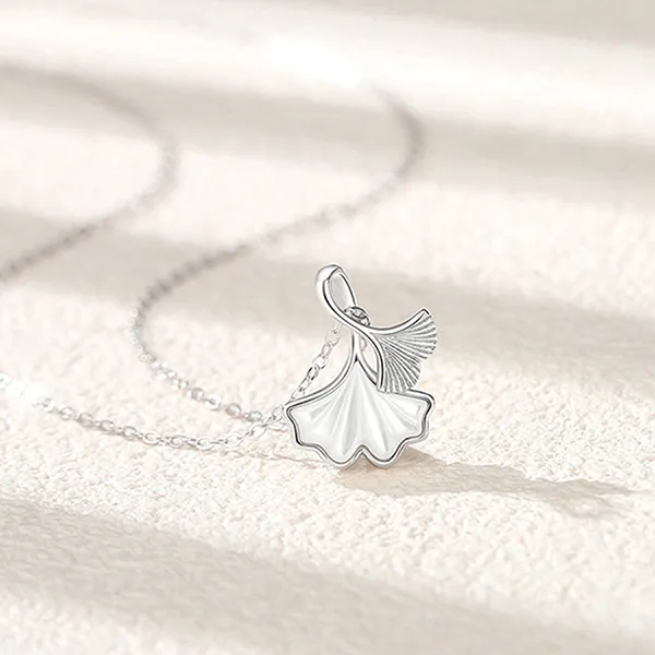 Dây Chuyền Nữ Lili Jewelry Bạc Đính Đá CZ Hình Lá Bạch Quả Esther LILI_159668 Màu Bạc Trắng