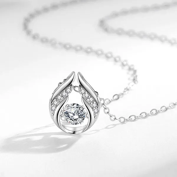 Dây Chuyền Nữ Lili Jewelry Bạc Đính Đá CZ Hình Trái Tim Cách Điệu Letitia LILI_516561 Màu Bạc