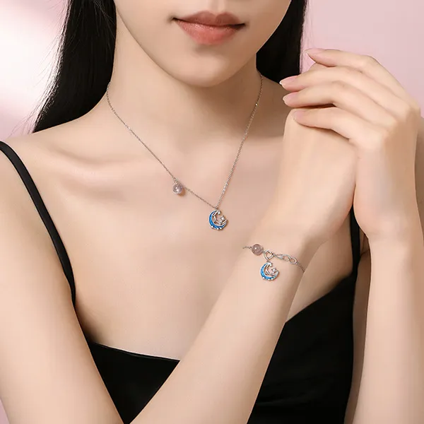 Dây Chuyền Nữ Lili Jewelry Bạc Đính Đá CZ Mặt Trăng Sao Willa LILI_091681 Màu Xanh Bạc - Trang sức - Vua Hàng Hiệu