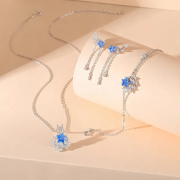 Dây Chuyền Nữ Lili Jewelry Bạc Đính Đá CZ Ngôi Sao May Mắn Hadley LILI_125903 Màu Xanh Bạc