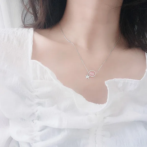 Dây Chuyền Nữ Lili Jewelry Đính Đá Phong Thủy Tự Nhiên Ember LILI_159900 (Thạch Anh Hồng) Màu Hồng Bạc - Trang sức - Vua Hàng Hiệu