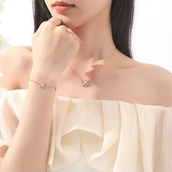 Dây Chuyền Nữ Lili Jewelry Đính Đá CZ Bông Tuyết Gemma LILI_091975 Màu Vàng Hồng