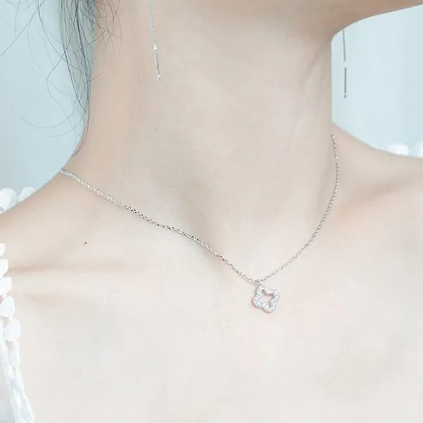 Dây Chuyền Nữ Lili Jewelry Đính Đá CZ Cỏ 4 Lá LILI_428761 Màu Bạc