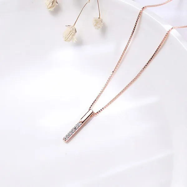 Dây Chuyền Nữ Lili Jewelry Đính Đá CZ Dạng Mảnh Nhỏ Hình Thanh Thẳng Basic LILI_053967 Màu Vàng Hồng - Trang sức - Vua Hàng Hiệu