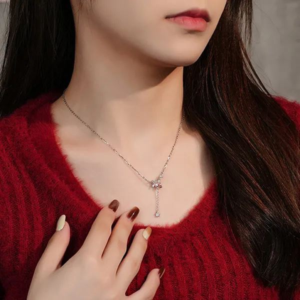 Dây Chuyền Nữ Lili Jewelry Đính Đá CZ Hình Ánh Sao Laney LILI_105411 Màu Bạc