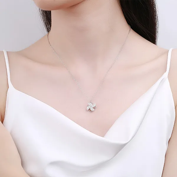 Dây Chuyền Nữ Lili Jewelry Đính Đá CZ Hình Cây Chong Chóng LILI_876778 Màu Bạc