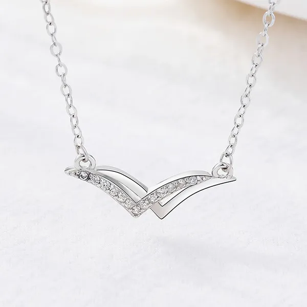 Dây Chuyền Nữ Lili Jewelry Đính Đá CZ Hình Chữ V Ghép Đôi Erin LILI_097425 Màu Bạc