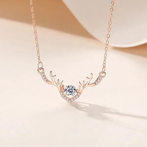 Dây Chuyền Nữ Lili Jewelry Đính Đá CZ Hình Gạc Nai Nancy LILI_071598 Màu Vàng Hồng