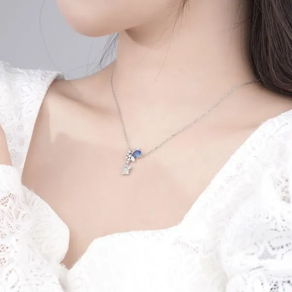 Dây Chuyền Nữ Lili Jewelry Đính Đá CZ Hình Hồ Điệp Rayna LILI_097818 Màu Trắng
