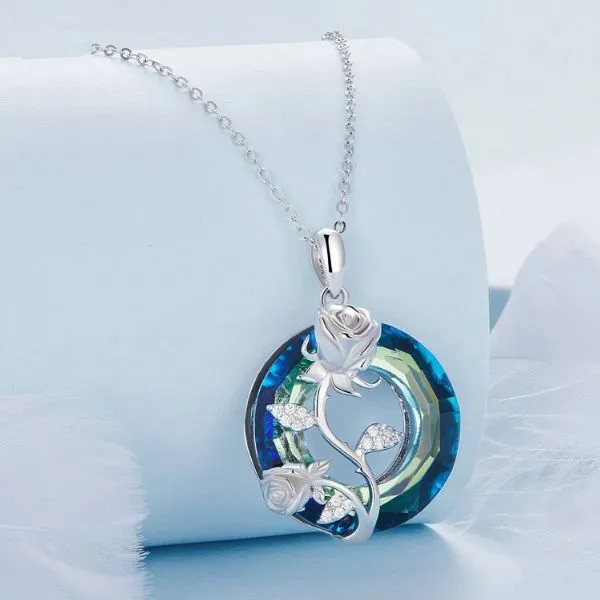 Dây Chuyền Nữ Lili Jewelry Đính Đá CZ Hình Hoa Hồng Wrenlee LILI_105485 Màu Bạc Xanh - Trang sức - Vua Hàng Hiệu