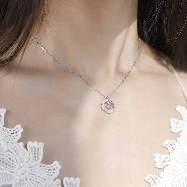 Dây Chuyền Nữ Lili Jewelry Đính Đá CZ Hình Lông Vũ Dilys LILI_937819 Màu Bạc