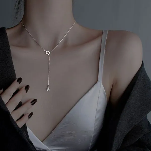 Dây Chuyền Nữ Lili Jewelry Đính Đá CZ Hình Ngôi Sao 5 Cánh Aleah LILI_097359 Màu Trắng