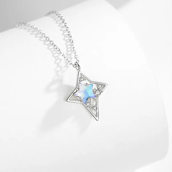 Dây Chuyền Nữ Lili Jewelry Đính Đá CZ Hình Ngôi Sao 5 Cánh Halle LILI_097494 Màu Bạc