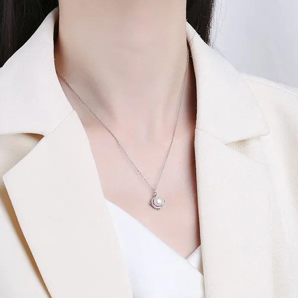 Dây Chuyền Nữ Lili Jewelry Đính Đá CZ, Ngọc Trai Livia LILI_098941 Màu Bạc