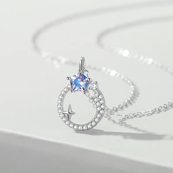 Dây Chuyền Nữ Lili Jewelry Đính Đá CZ Ngôi Sao Băng Olive LILI_131218 Màu Bạc