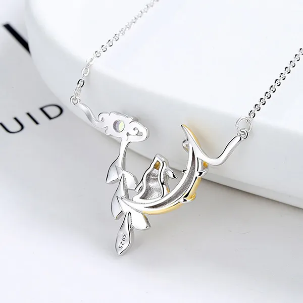 Dây Chuyền Nữ Lili Jewelry Đính Đá CZ Thỏ Mặt Trăng The Moon LILI_654861 Màu Bạc