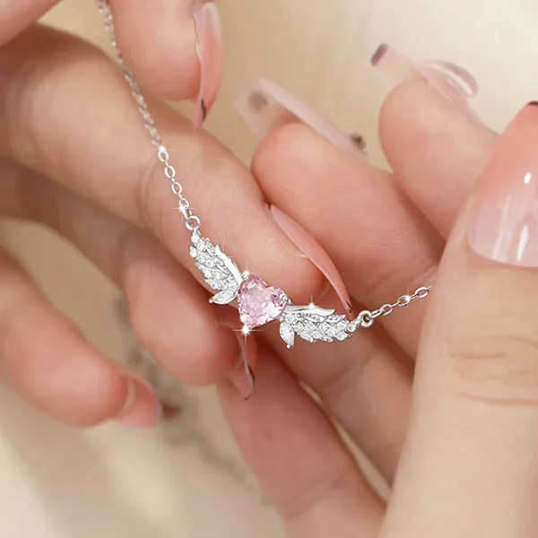 Dây Chuyền Nữ Lili Jewelry Đính Đá CZ Trái Tim Thiên Thần Angelique LILI_098726 Màu Hồng Bạc - Trang sức - Vua Hàng Hiệu