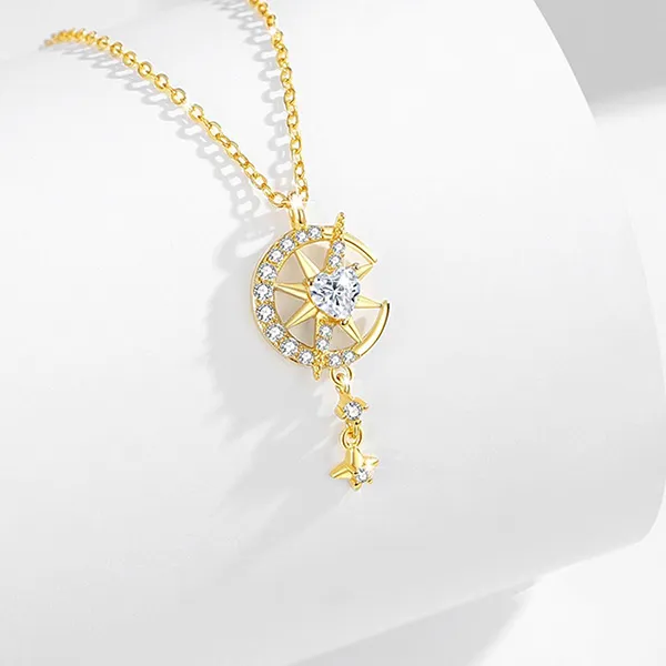 Dây Chuyền Nữ Lili Jewelry Đính Đá CZ Trăng Và Sao Alora LILI_131290 Màu Vàng