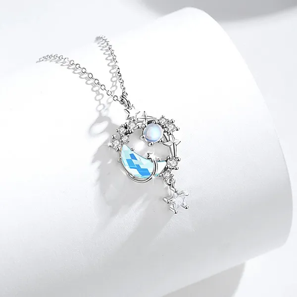 Dây Chuyền Nữ Lili Jewelry Đính Đá CZ Trăng Và Sao Greta LILI_098786 Màu Xanh Bạc